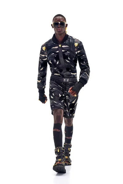Look 1